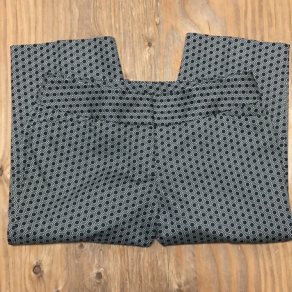 Capris - Picture 2 of 3